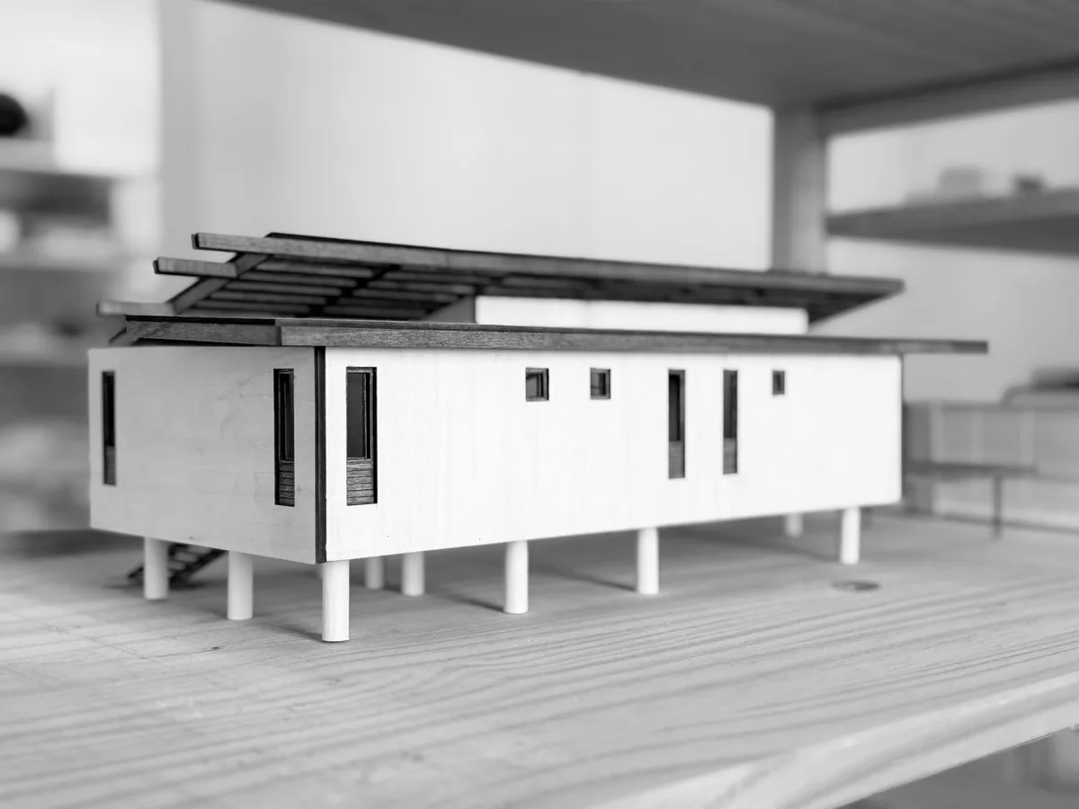 Múcaro Arquitectura — physical study model of a residence, exterior view
